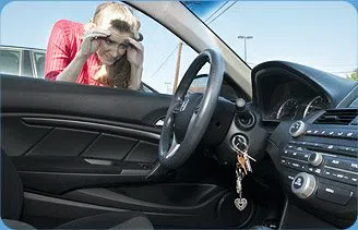Locksmith Master Store Louisville, KY 502-466-5403 - locked-keys-in-car